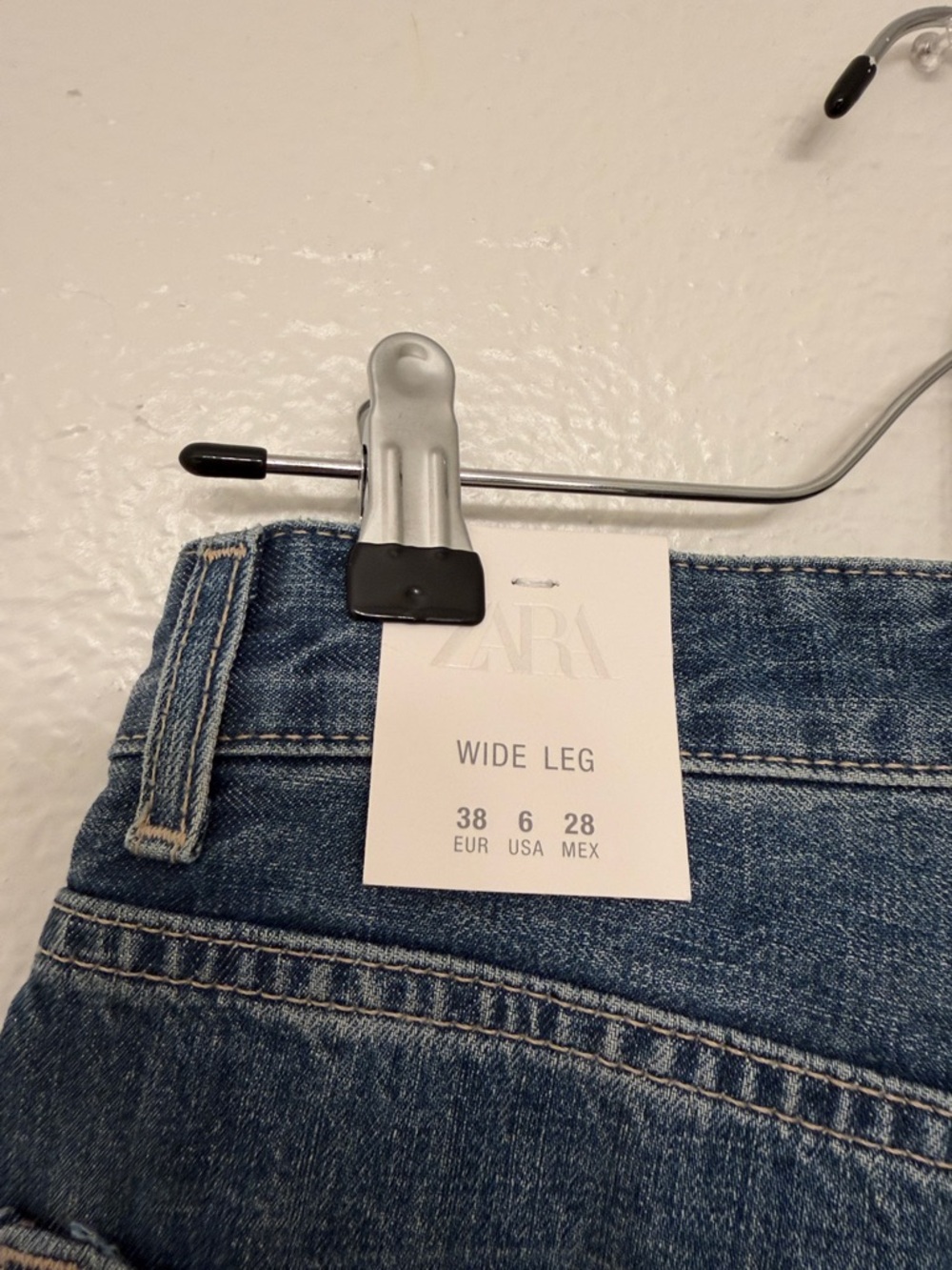 Zara High Rise Straight Leg Jeans in Medium Blue Wash - Picture 4 of 5